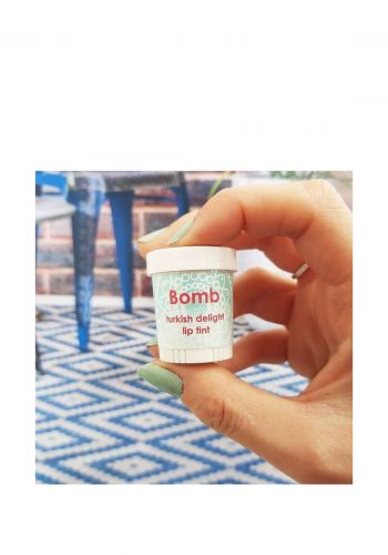 ملمع للشفاه بخلاصة ورائحة اللقم التركي 4.5 غم من بومب Bomb Lip Tint 