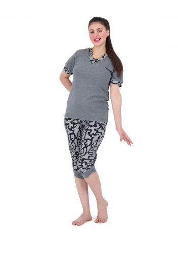 سيت بيجامة نسائية بأكمام قصيرة و بنطلون برمودا باللون الرصاصي Women's Capri Set 