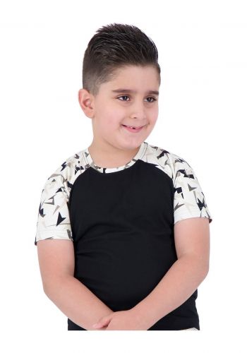 تيشيرت ولادي باللون البيجي والاسود  Boys' T-shirt