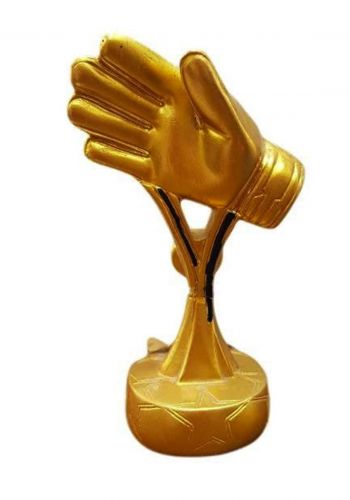 قفاز ذهبي للذكرى بشكل مبتكر يشابه جائزة افضل حارس مرمى في كاس العالم من فيفا